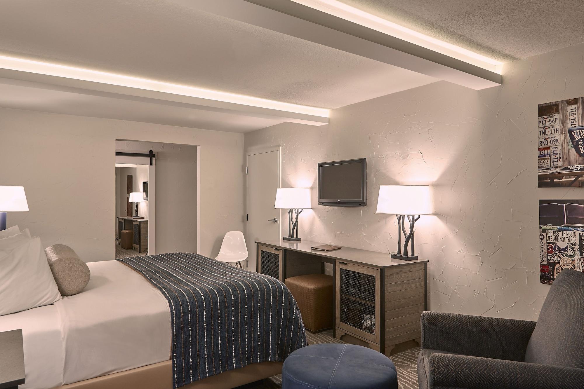 Fredericksburg Inn And Suites Экстерьер фото