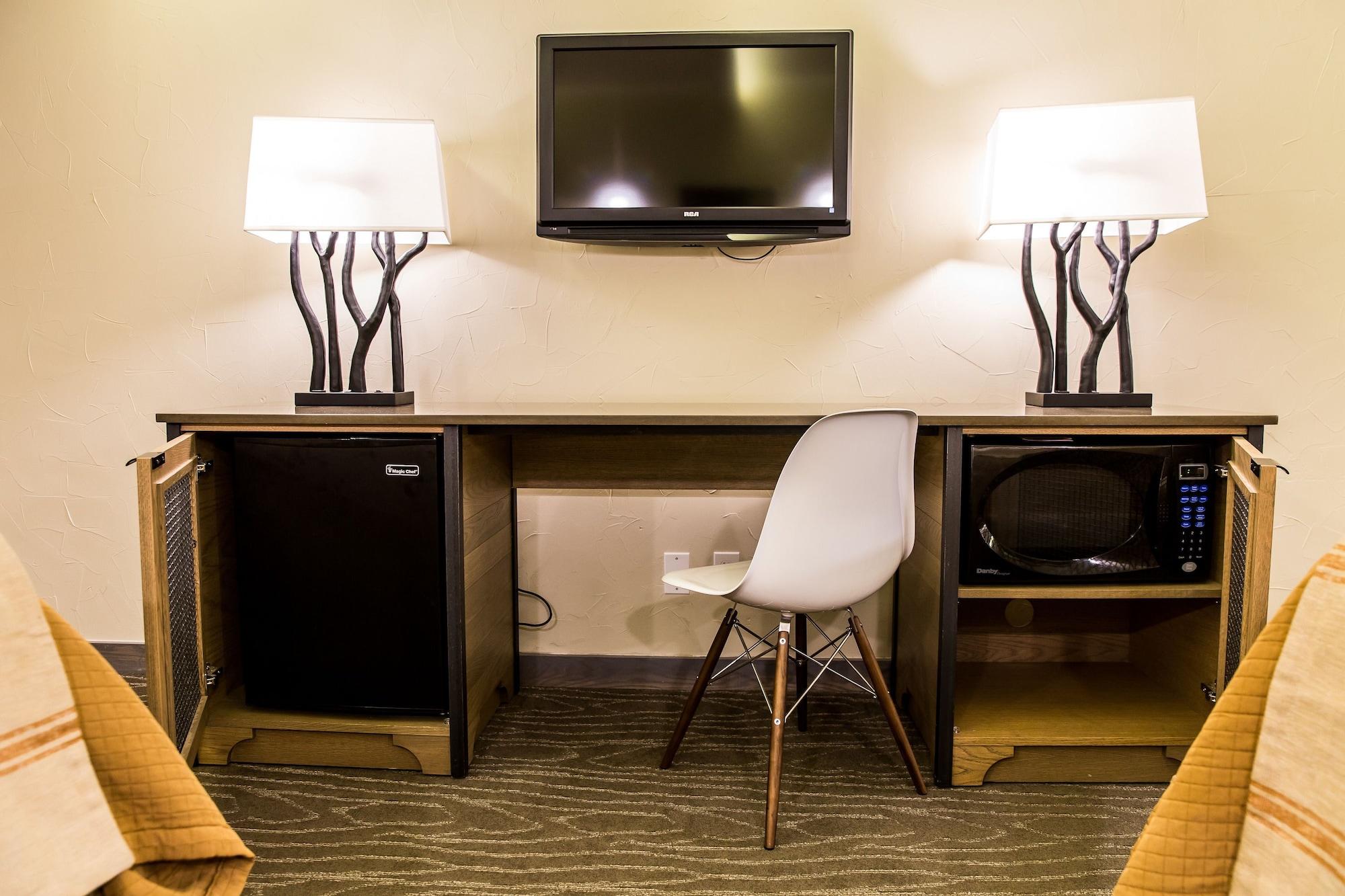 Fredericksburg Inn And Suites Экстерьер фото